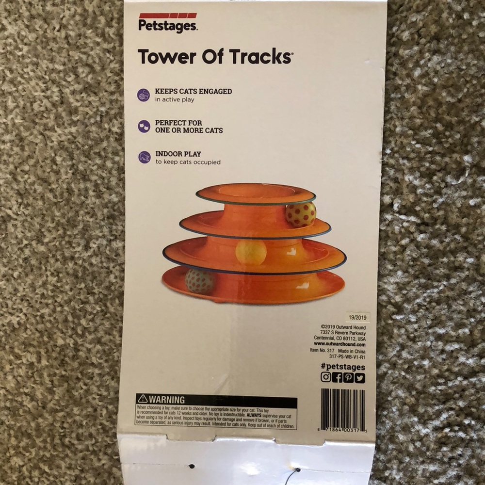 090. Petstages Tower of Tracks Toy - Picture 2 of 3